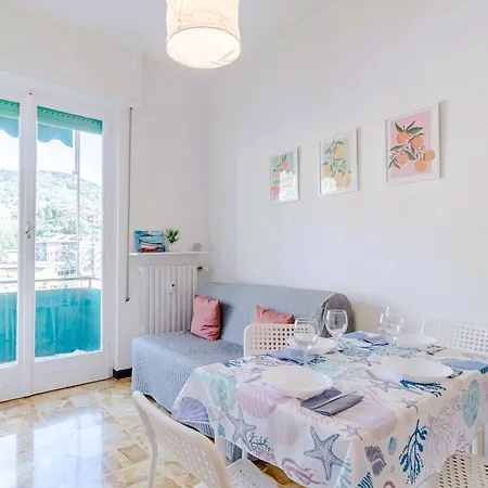 Guesthost - Breathe The Riviera Breeze *