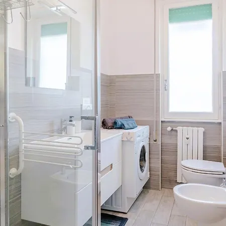 Apartment Breathe The Riviera Breeze Cozy In